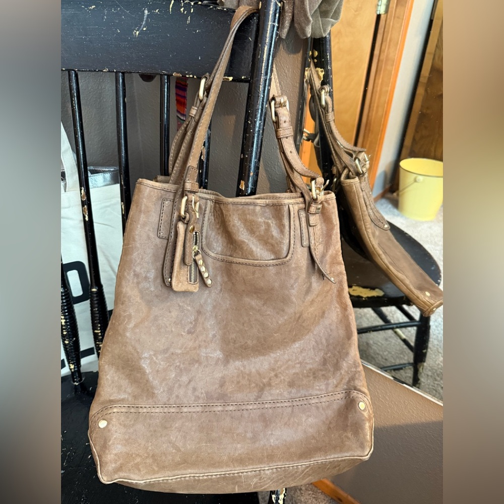 Schuller & Sons perfect taupe/elk leather tote